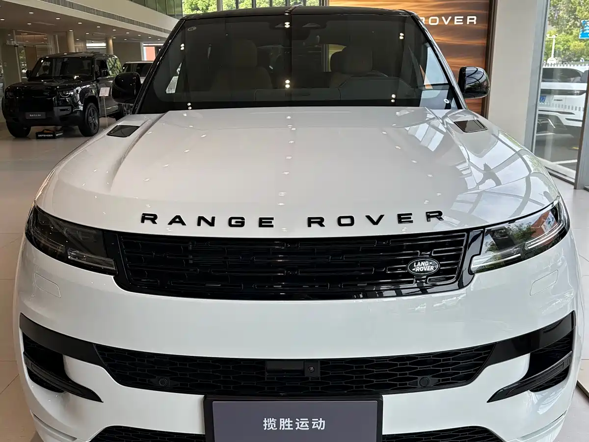 Land Rover Range Rover Sport фото 2