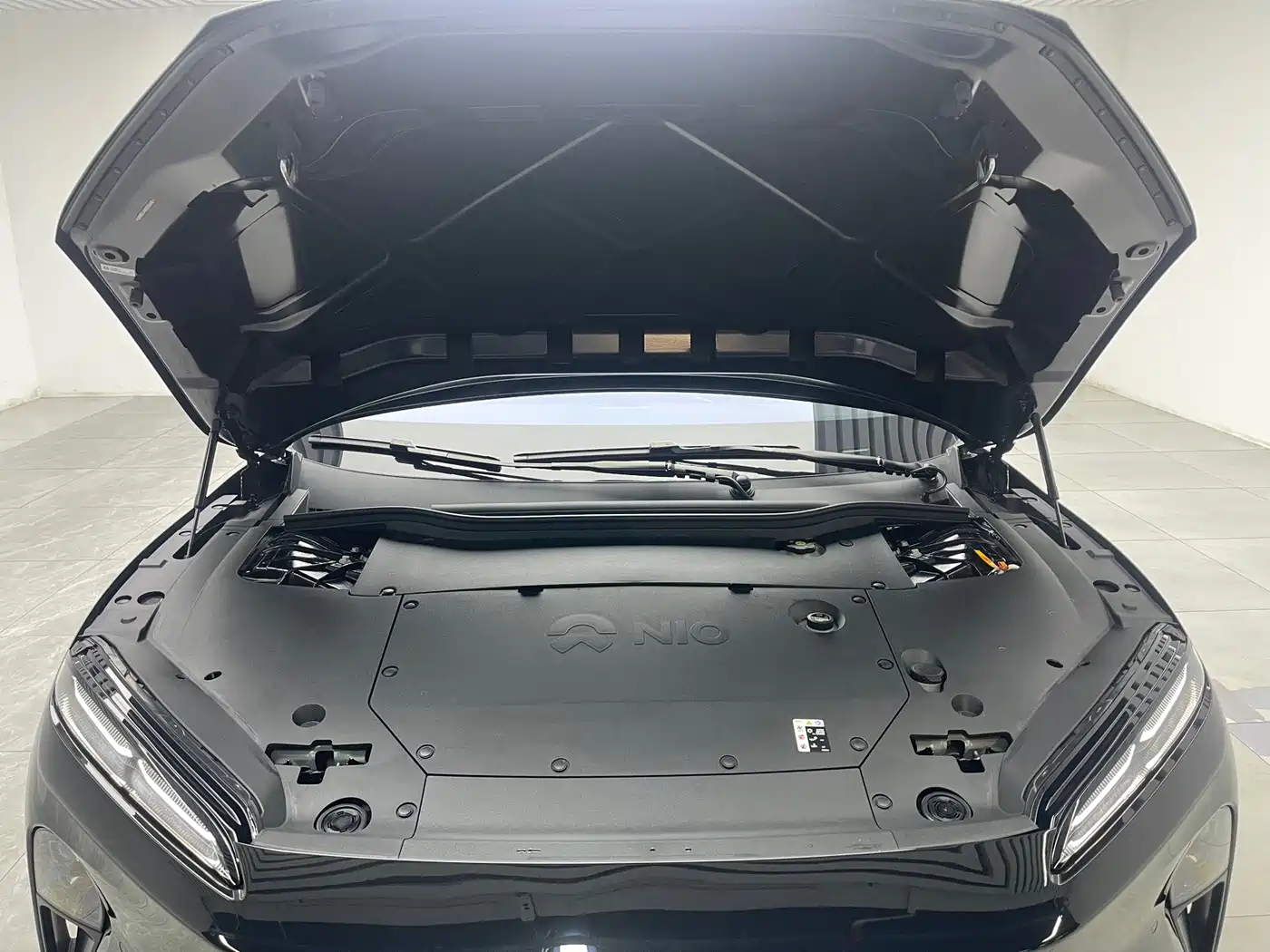 NIO ET5T 2024 2025 75kWh Touring