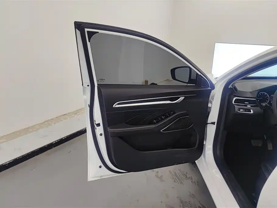 GEELY AUTOMOBILE EMGRAND