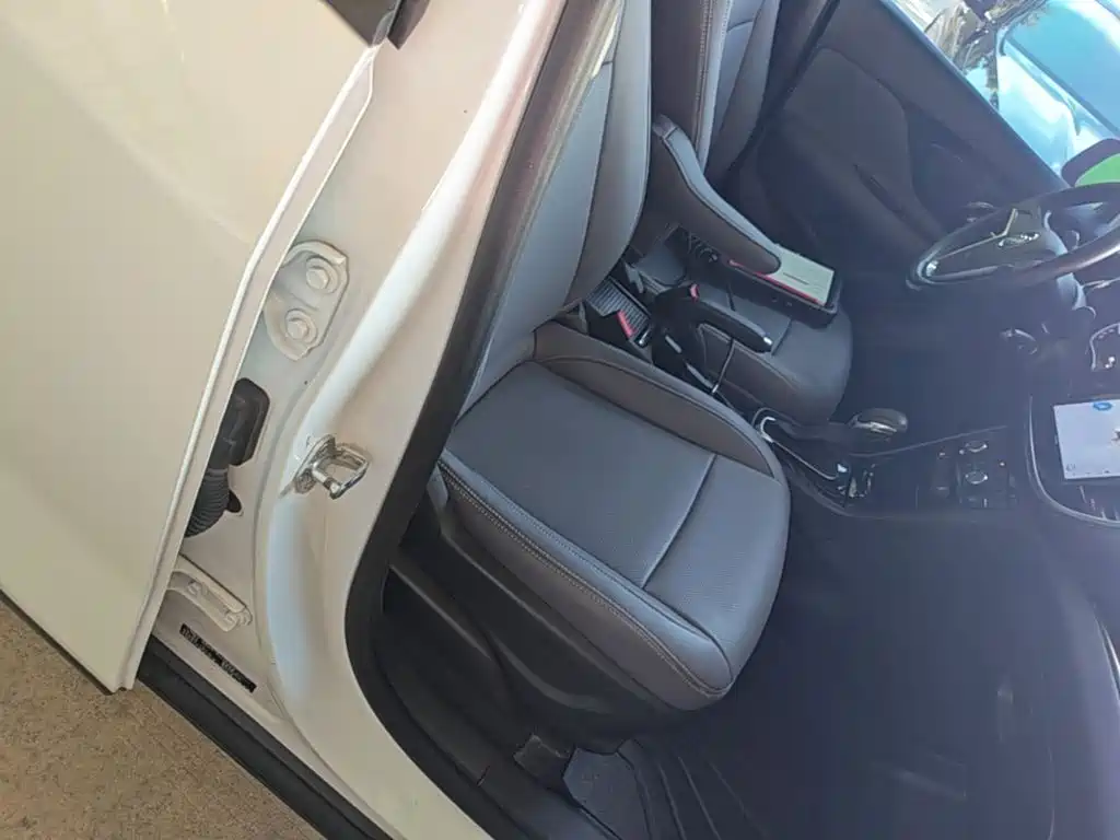 Фото 25 - Buick Encore