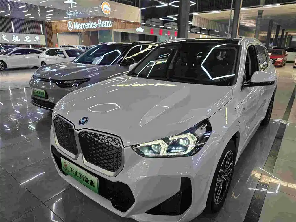 BMW iX1 2024 2023 eDrive25L M Sport Package