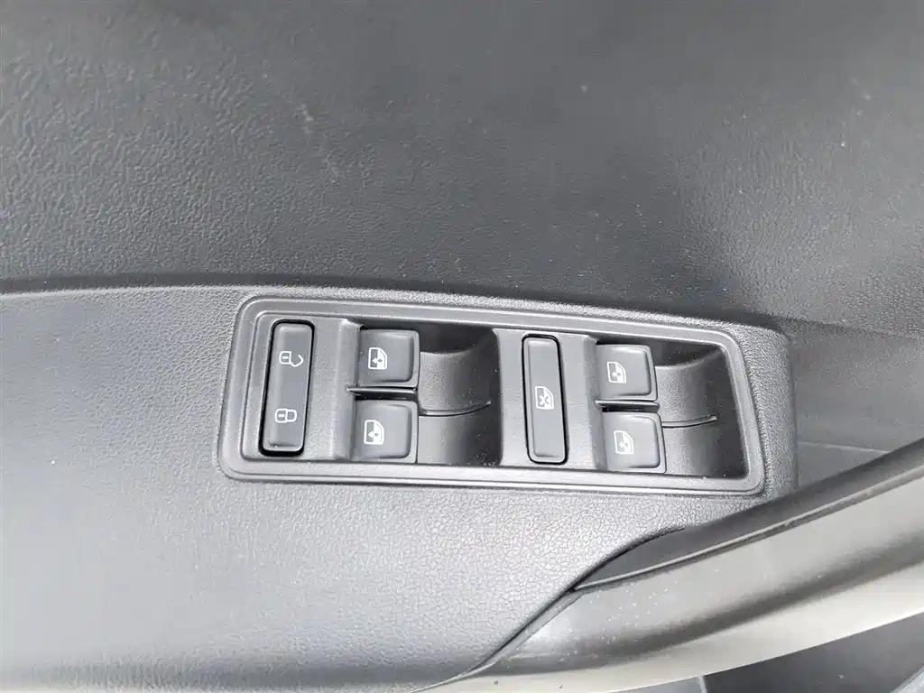 Volkswagen Santana 2019 1.5L Manual Trend China VI фото 9