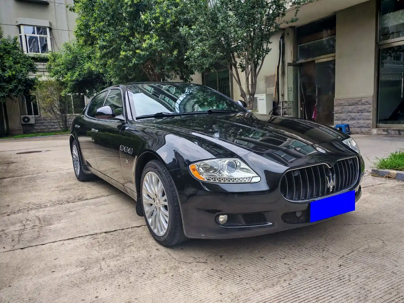 Maserati Quattroporte 2013 2010 4.2L Elite Edition