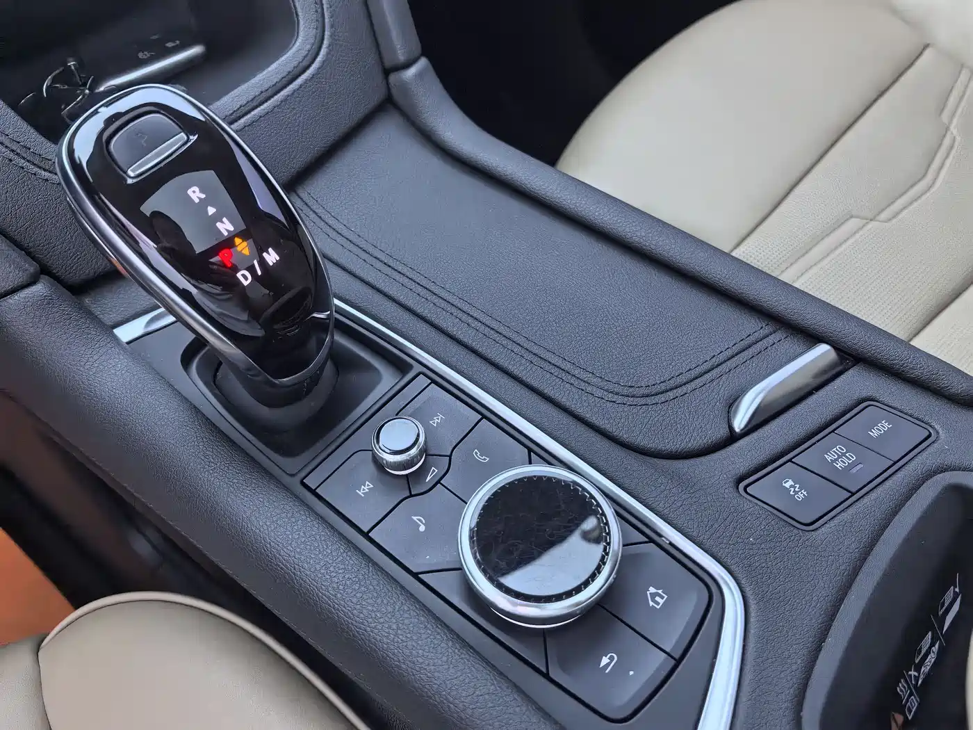 Cadillac XT5 2021 2.0T 4WD Platinum Edition фото 17