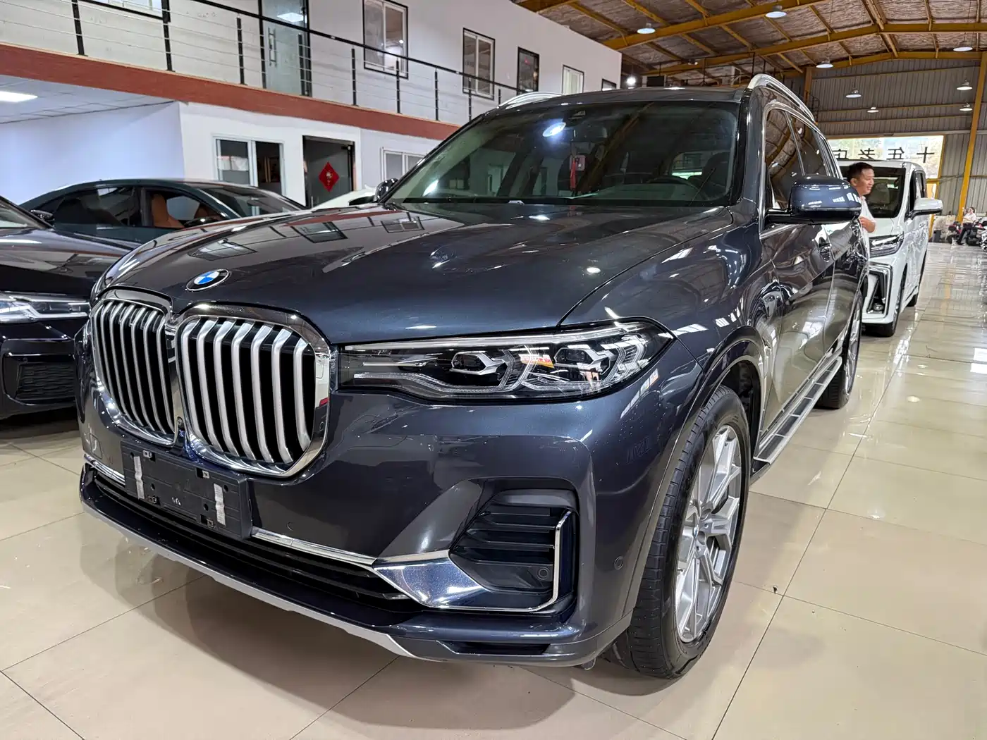BMW X7 2020 xDrive40i Leading Luxury Package
