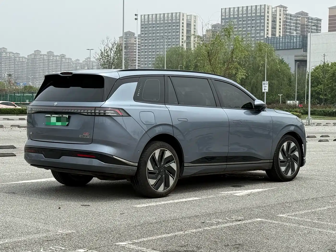 Dongfeng Yipai eπ008 2024 210Max Range Extender 6-Seater фото 14
