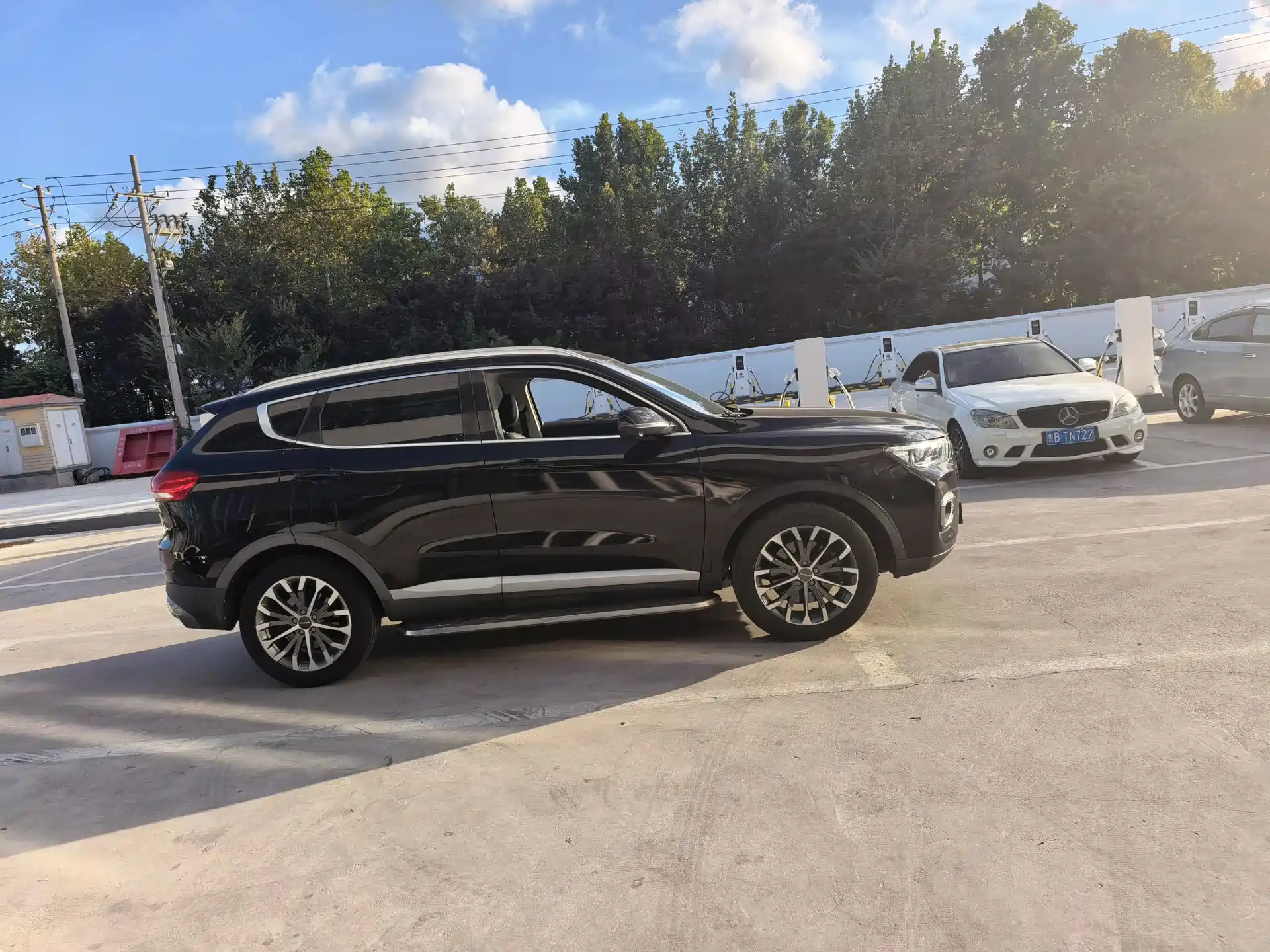 Photo 12 - Haval H6