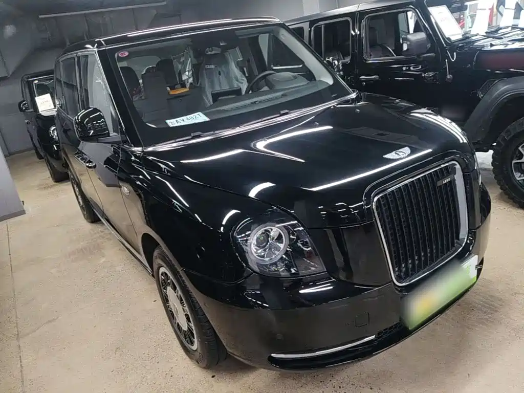LEVC TX 2024 2023 TX5 Extended Range Travel Edition