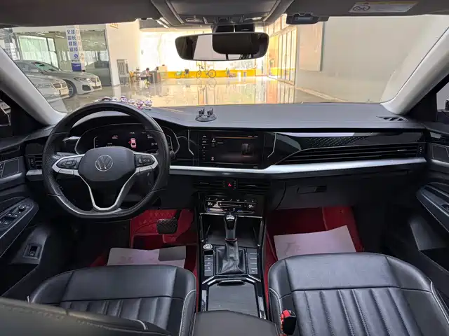 Volkswagen Passat 2022 280TSI Elite Edition — фото 5