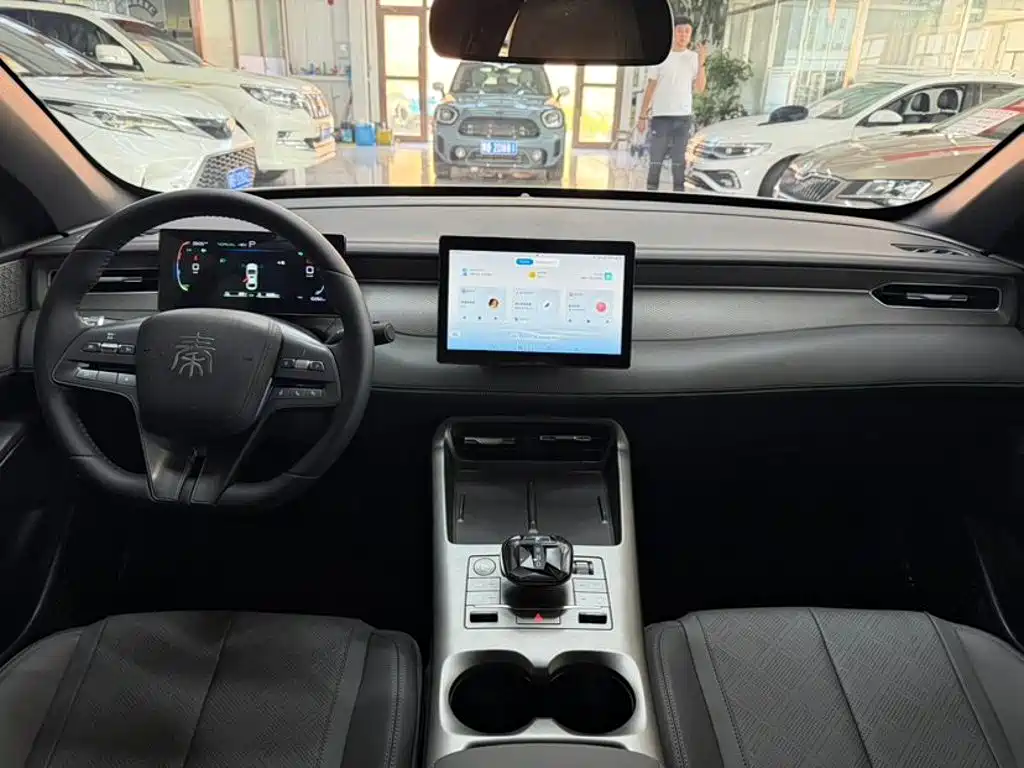Фото 5 - BYD Qin PLUS