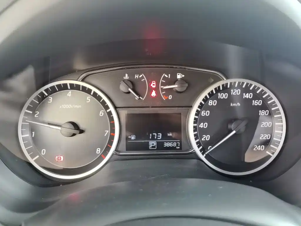 Nissan SYLPHY, миниатюра 12