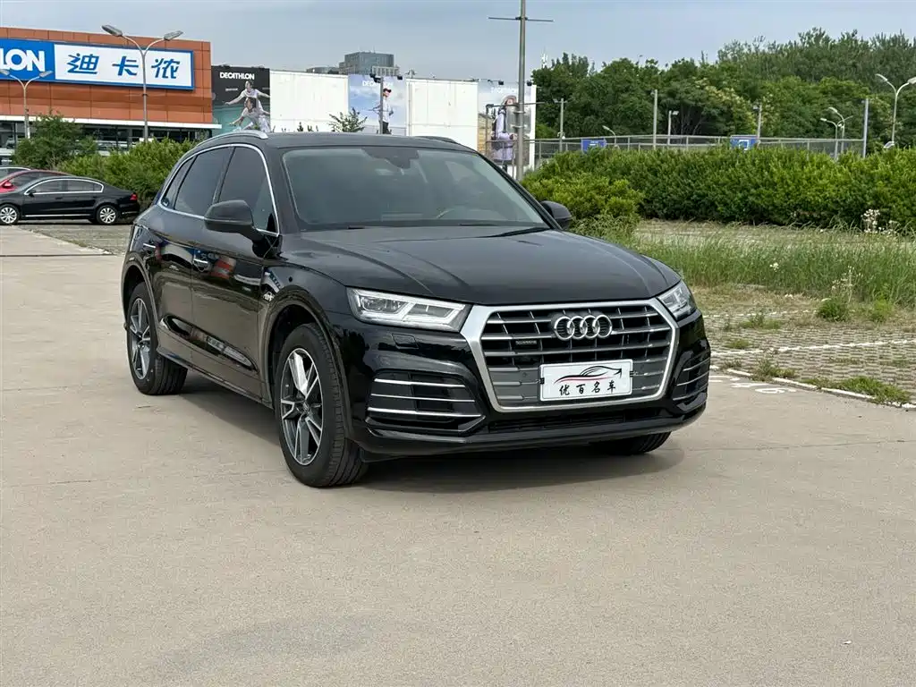 Audi Q5L 2018 40 TFSI Prestige Fashion (China V) фото 3
