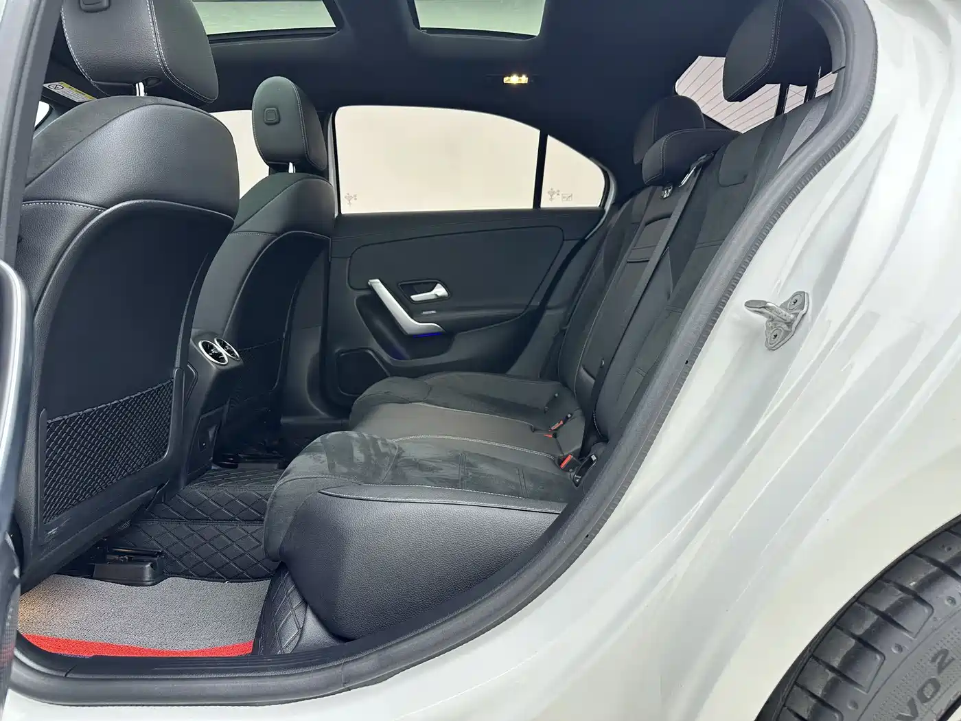 Mercedes-Benz A-Class 2022 A 200 L Sport Sedan Style фото 7