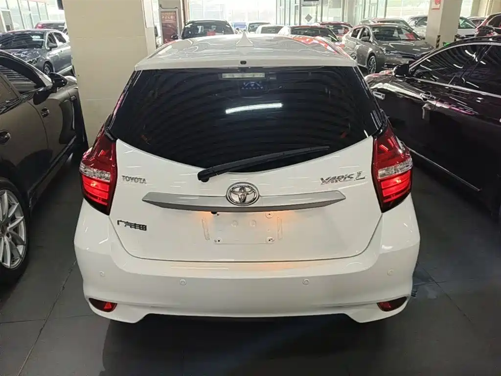 Toyota YARiS L Zhi Xuan 2020 1.5L CVT Leading Edition фото 6