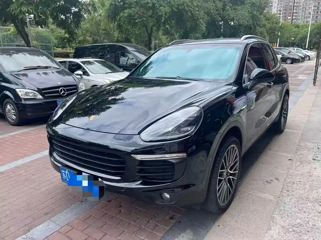 Porsche Cayenne New Energy 2015 2015 Cayenne S E-Hybrid 3.0T