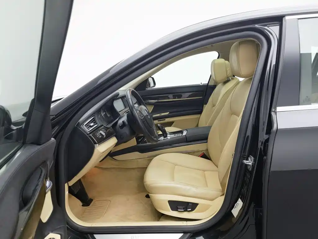 BMW 7 Series 2012 2011 730Li Elegance