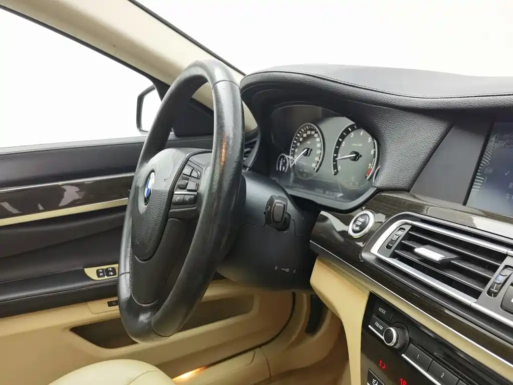 BMW 7 Series 2012 2011 730Li Elegance