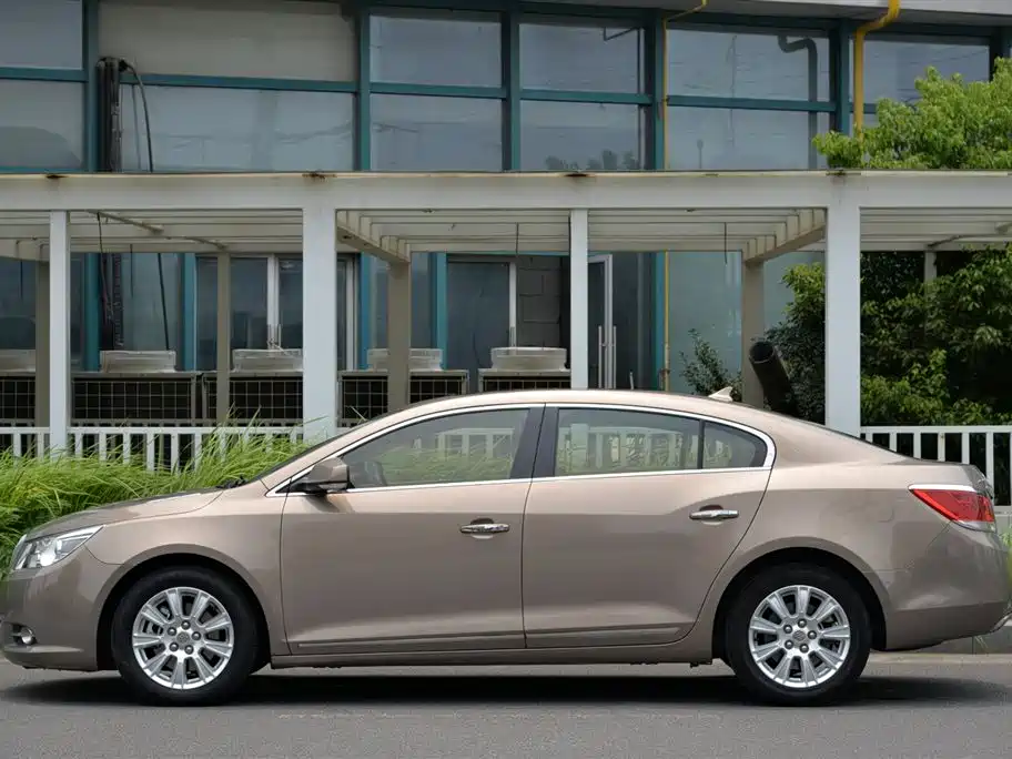 Buick LaCrosse 2013 2012 2.4L SIDI Luxury Edition