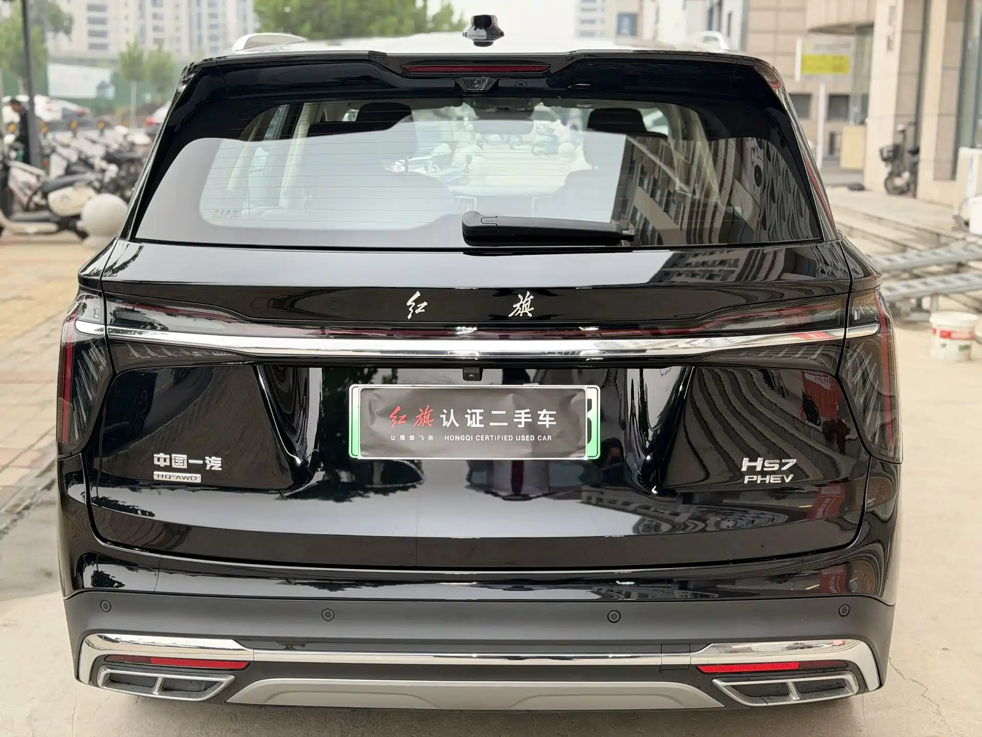 صورة 9 - Hongqi HS7 PHEV