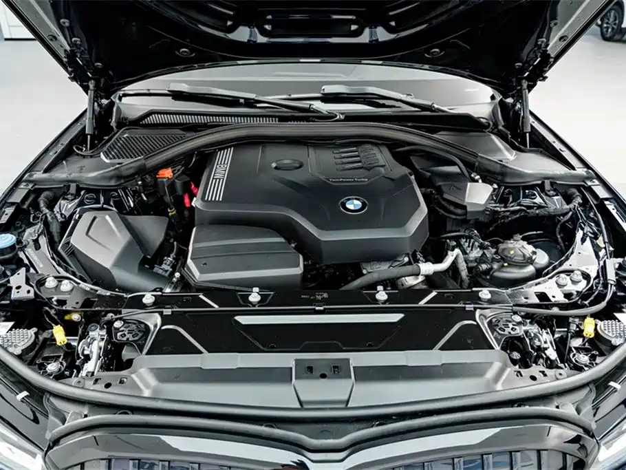 BMW 3 Series 2022 325i M Sport Shadow Edition фото 24