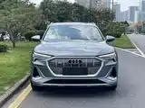 Photo 2 - Audi e-tron
