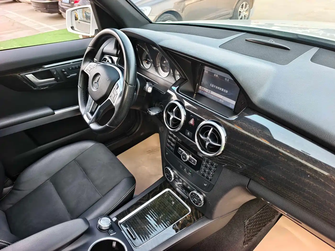 Mercedes-Benz GLK-Class 2015 GLK 260 4MATIC Fashion Ultimate Edition фото 16