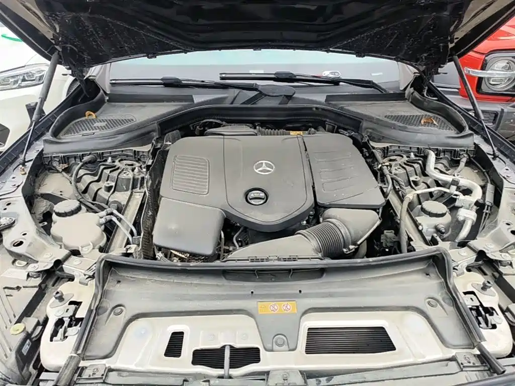 Mercedes-Benz GLC 2023 Facelift GLC 300 L 4MATIC Sport 5-Seater фото 20