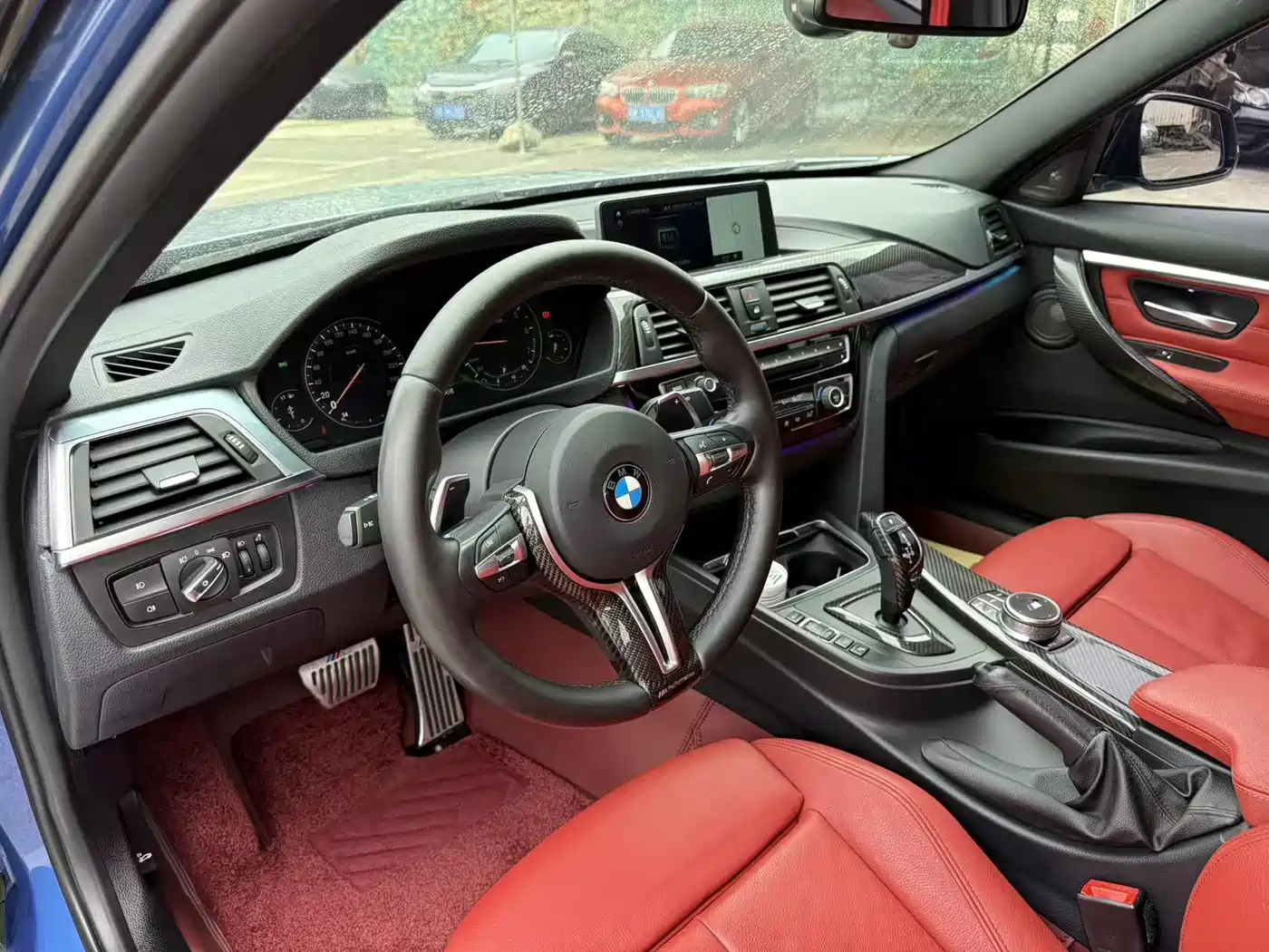BMW 3 Series 2019 320i M Sport Black Night Edition фото 5