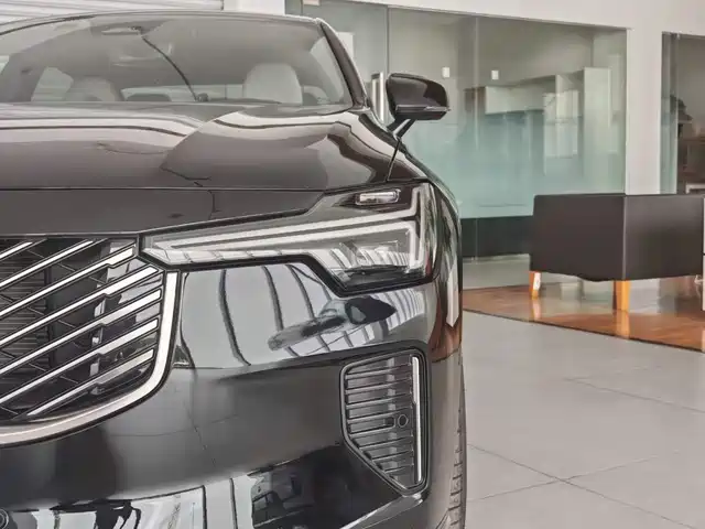 Volvo S90 Plug-in Hybrid 2026 Plug-in Hybrid AWD Long Range Elegance Luxury — фото 4