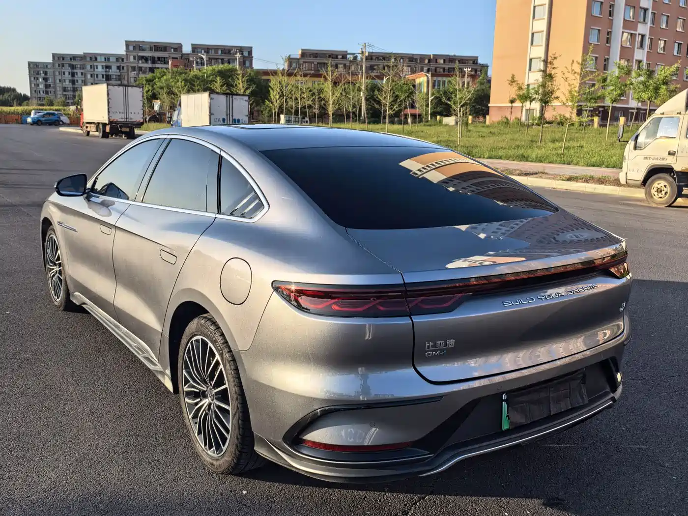 Photo 5 - BYD Han