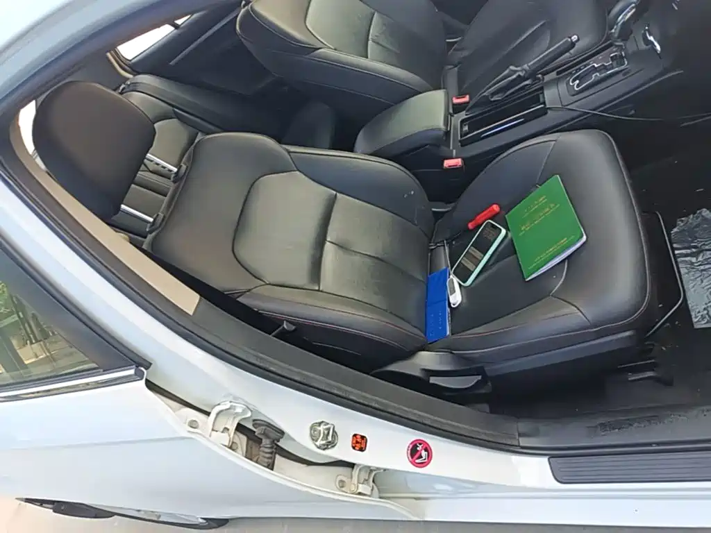 Besturn B70 2015 2014 2.0L Automatic Luxury