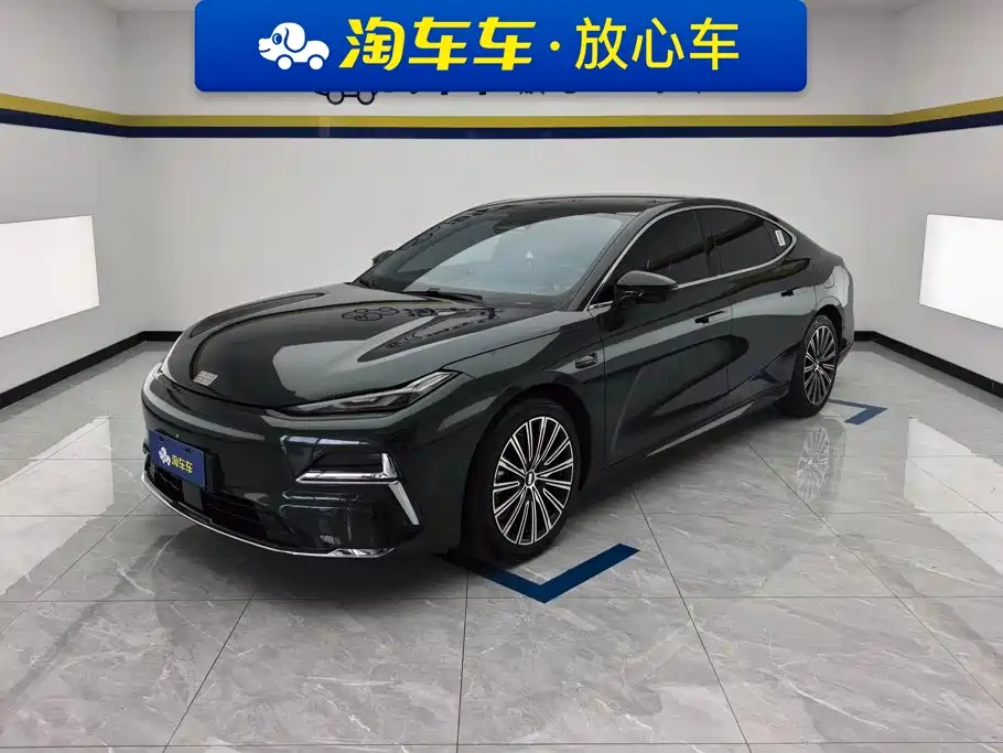 Geely Galaxy Galaxy Xingyao 8 2025