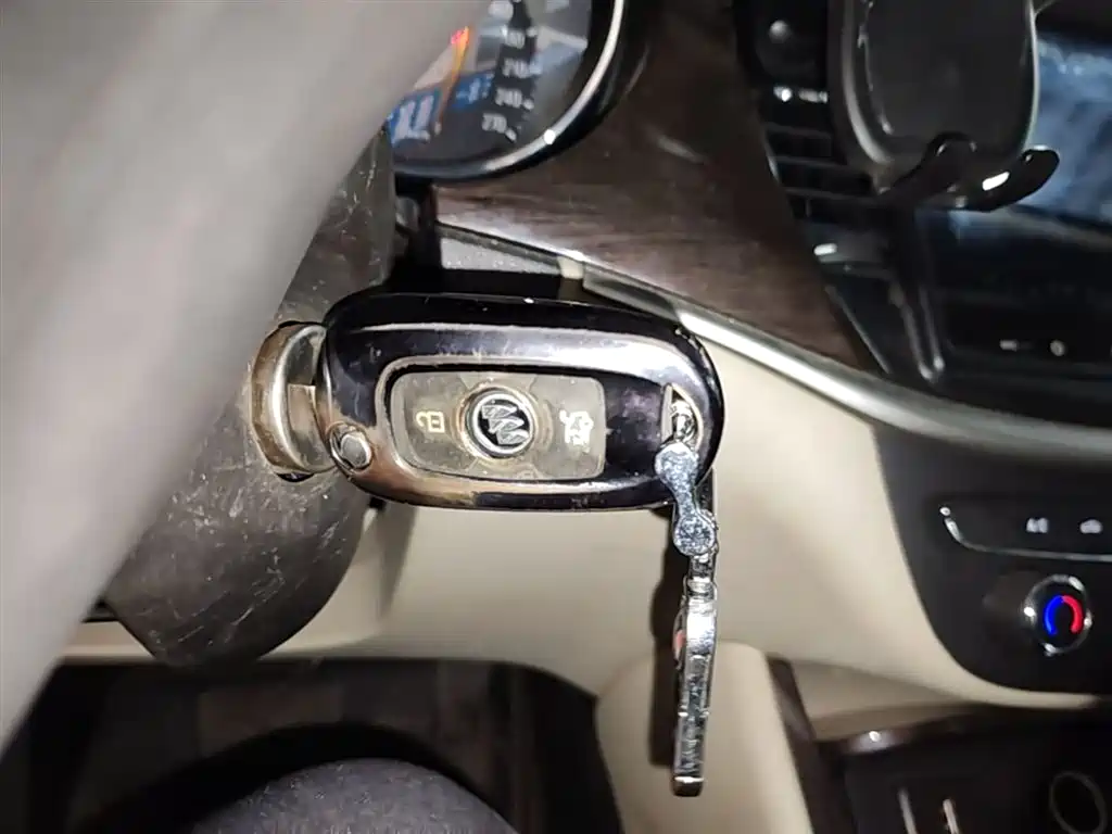 Buick Verano 2017 Sedan 15S Automatic Progressive фото 9
