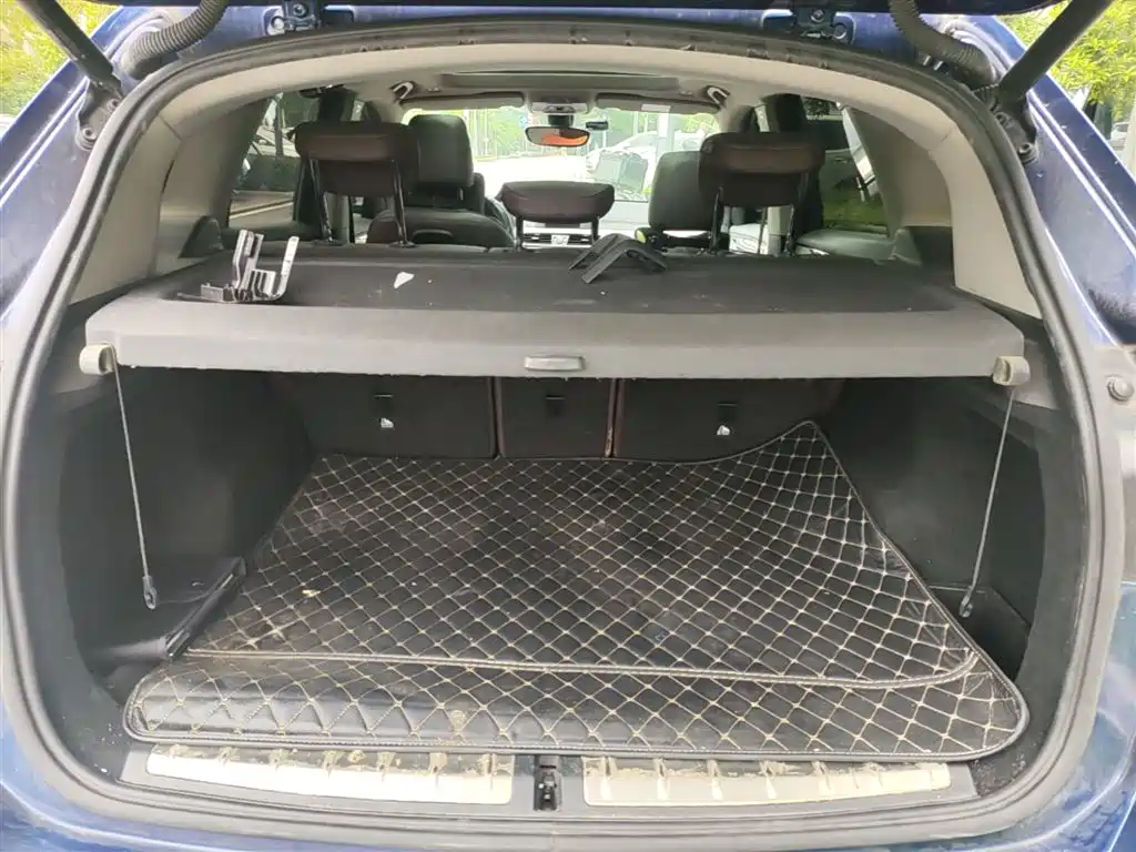 BMW X1 2019 sDrive18Li Premium Model фото 19