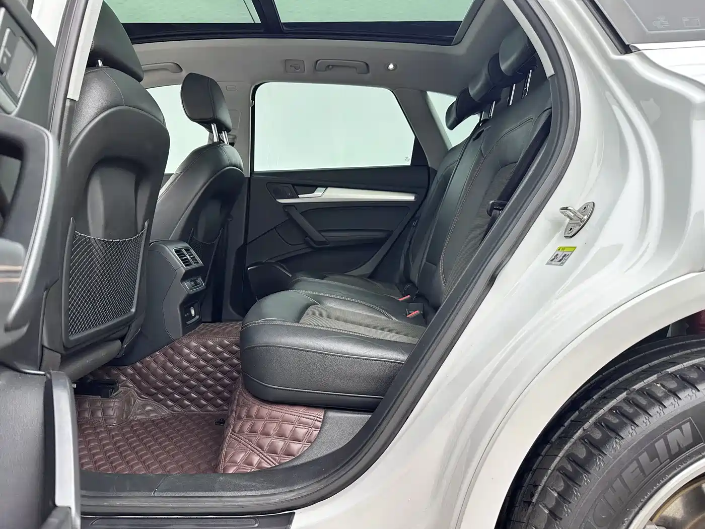 Audi Q5L 2020 40 TFSI Prestige Progressive фото 3