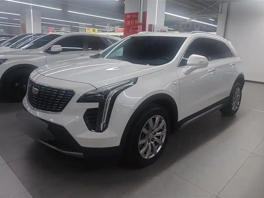 Cadillac XT4 2021 28T FWD Premium Edition