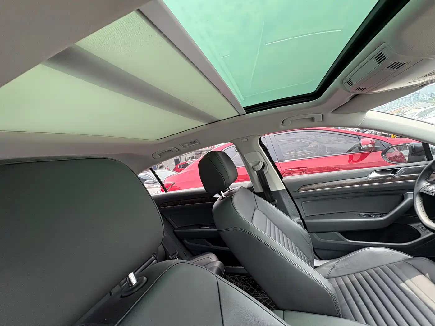 Volkswagen Magotan 2018 Facelift 380TSI DSG Luxury фото 14