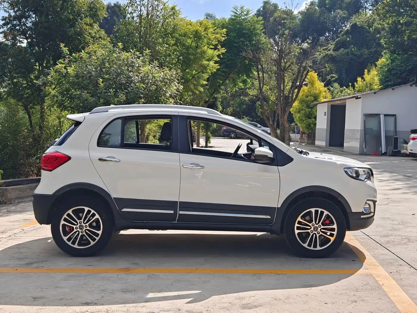 Haval H1 2015 2015 1.5L Manual Luxury