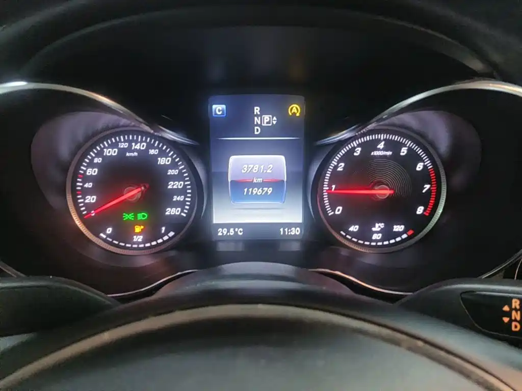 Mercedes-Benz C-Class 2016 2015 C 200 L Sport