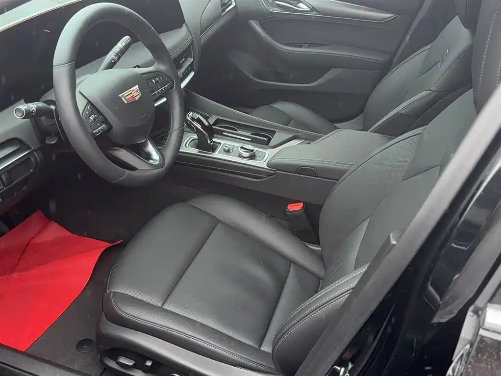 Cadillac CT5 2024 28T Luxury Model Pro фото 8