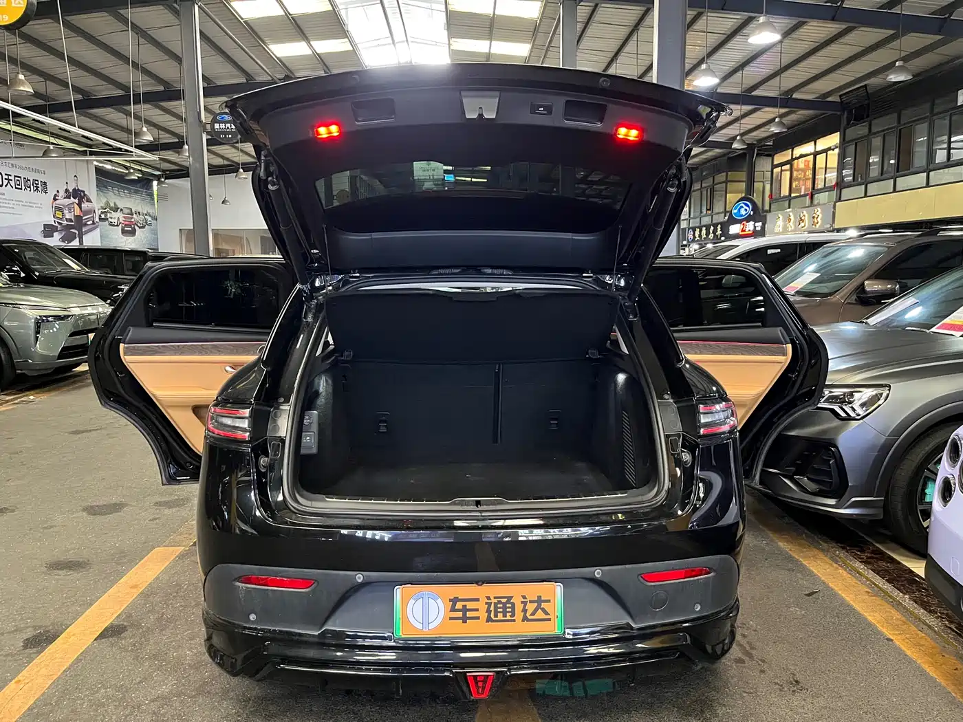 AITO Wenjie AITO M5 2022 Extended Range AWD Ultimate Edition фото 19