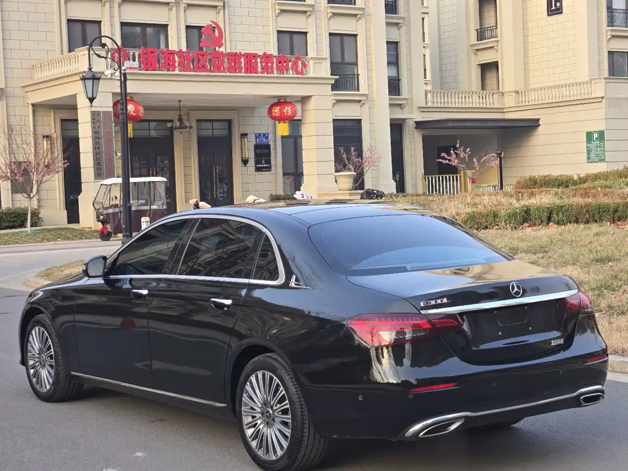 Mercedes-Benz E-Class 2022 E 300 L Fashion фото 7