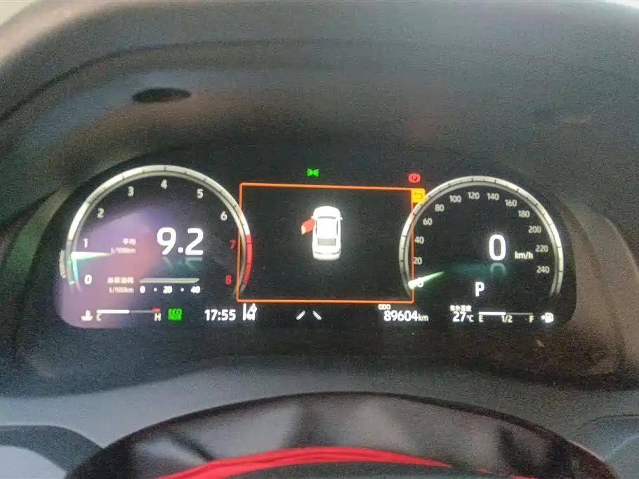 Toyota Camry 2021 2.5G Luxury Edition фото 14