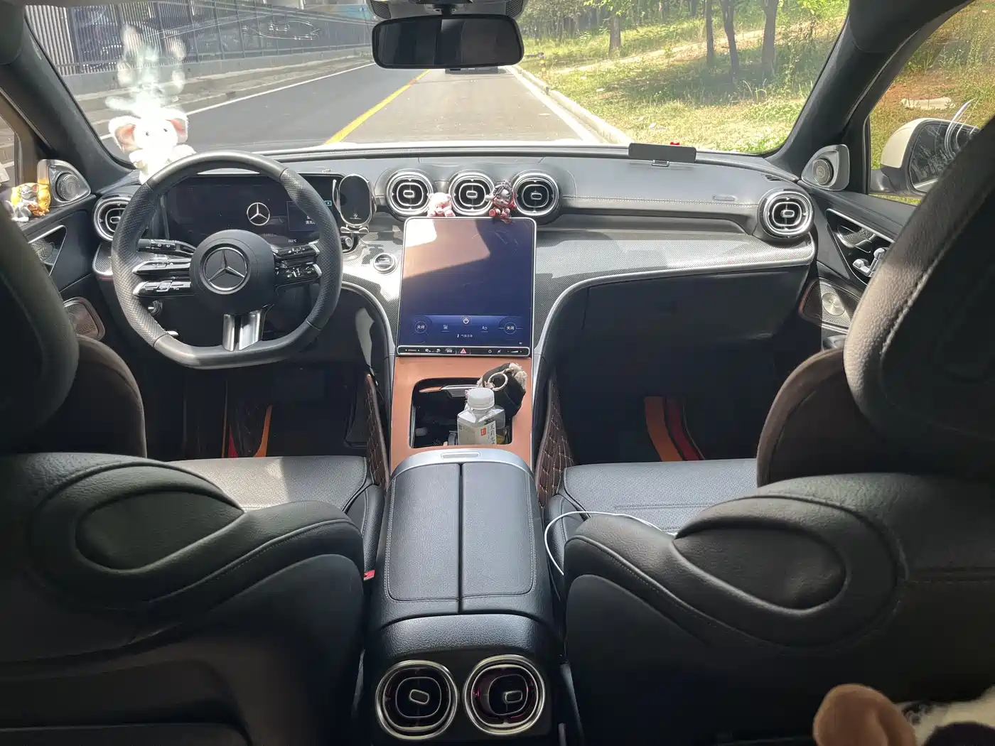 Mercedes-Benz C-Class New Energy 2023 C 350 eL фото 9