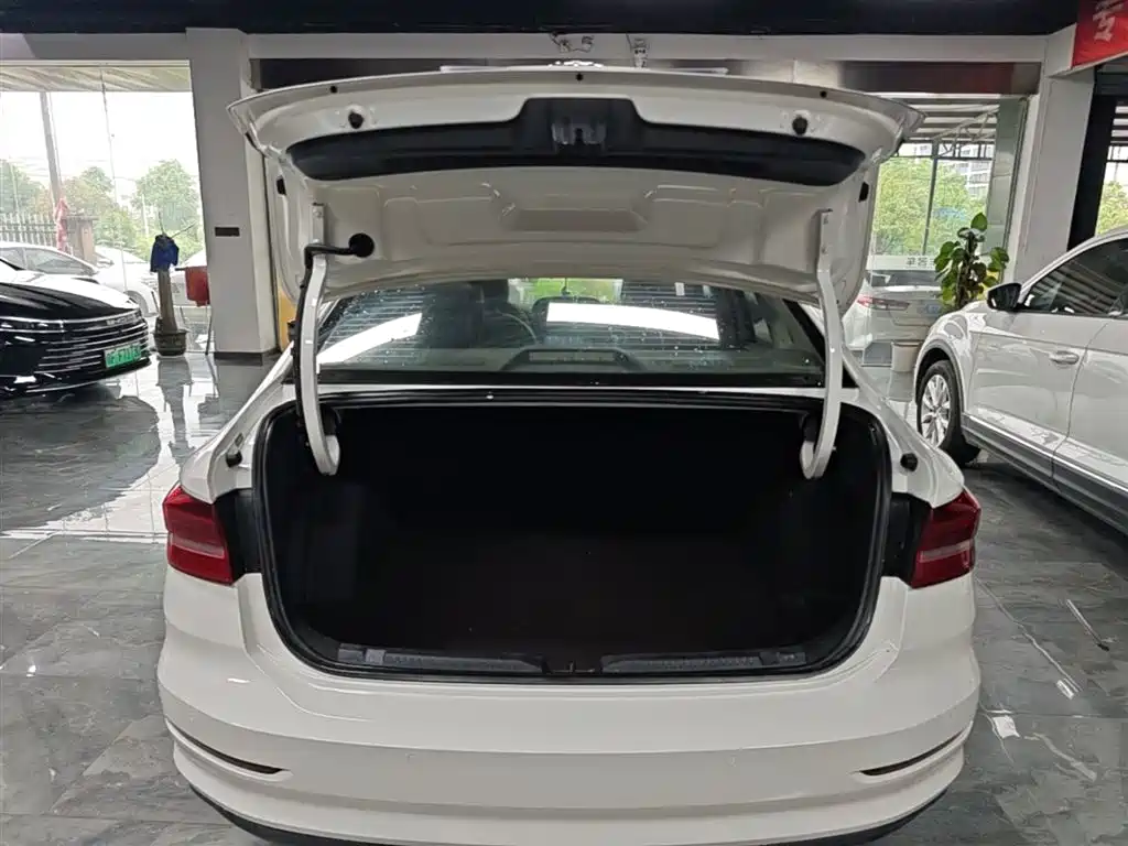 Volkswagen Lavida 2019 1.5L Automatic Trend Edition China VI фото 19