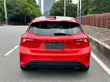 Фото 4 - Ford Focus