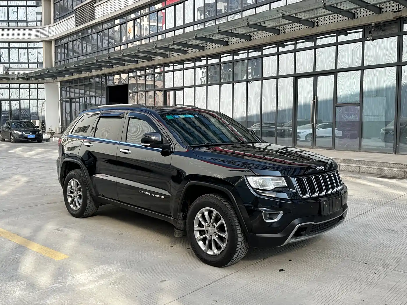 Фото 3 - Jeep Grand Cherokee (Import)
