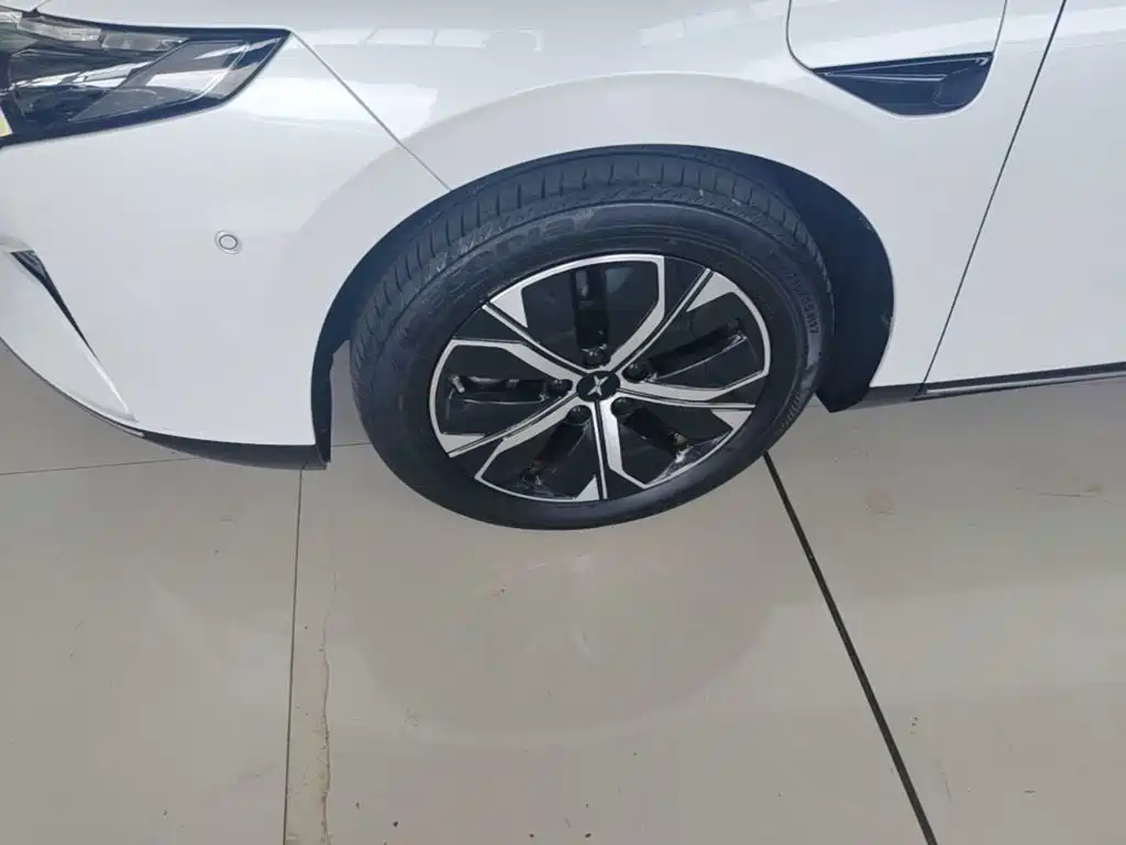Фото 23 - XPeng P5