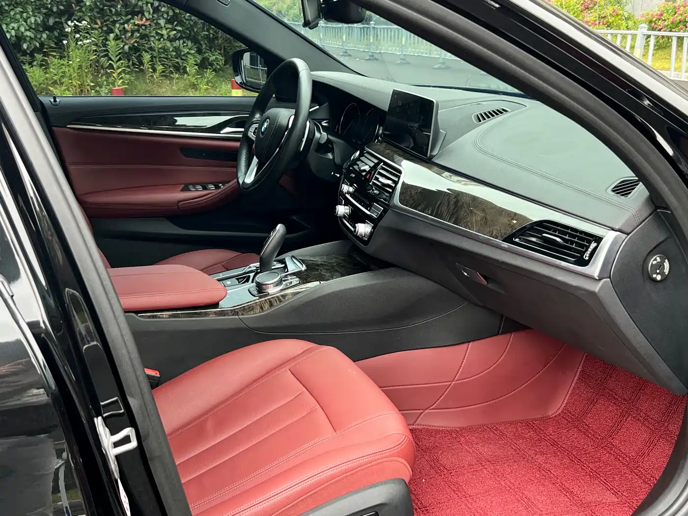 BMW 5 Series 2018 Facelift 530Li Leading M Sport Package фото 9