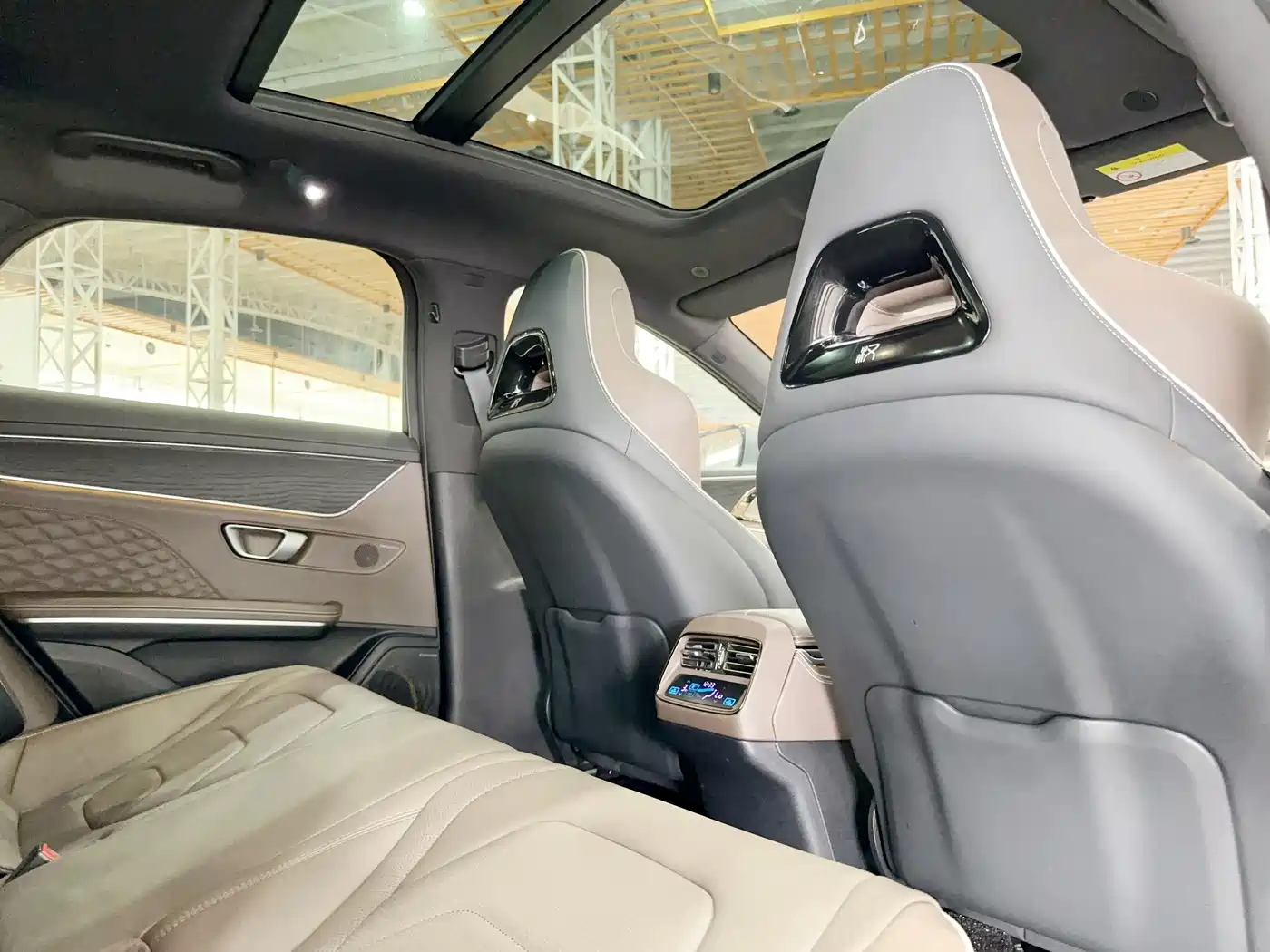 BYD Han 2022 DM-i 121KM Premium Edition фото 15